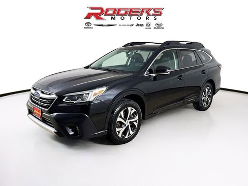 Used 2022 Subaru Outback Limited image 3