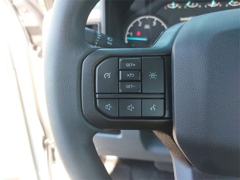 New 2023 Ford F550 4x4 Regular Cab Super Duty image 15