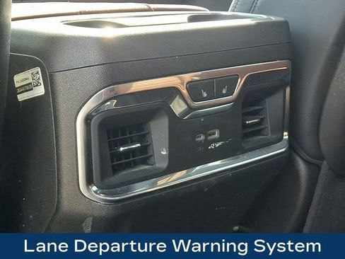 Used 2024 GMC Sierra 2500 Denali Ultimate AWD/4WD image 21