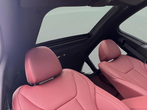 Used 2026 BMW i4 eDrive40 image 28