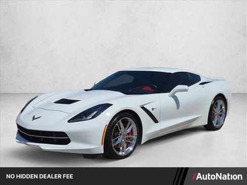 Used 2017 Chevrolet Corvette Stingray Coupe RWD image 1