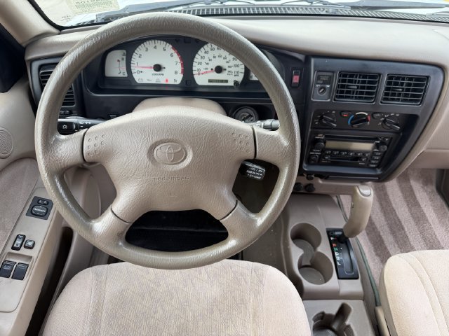 Used 2003 Toyota Tacoma PreRunner RWD image 13