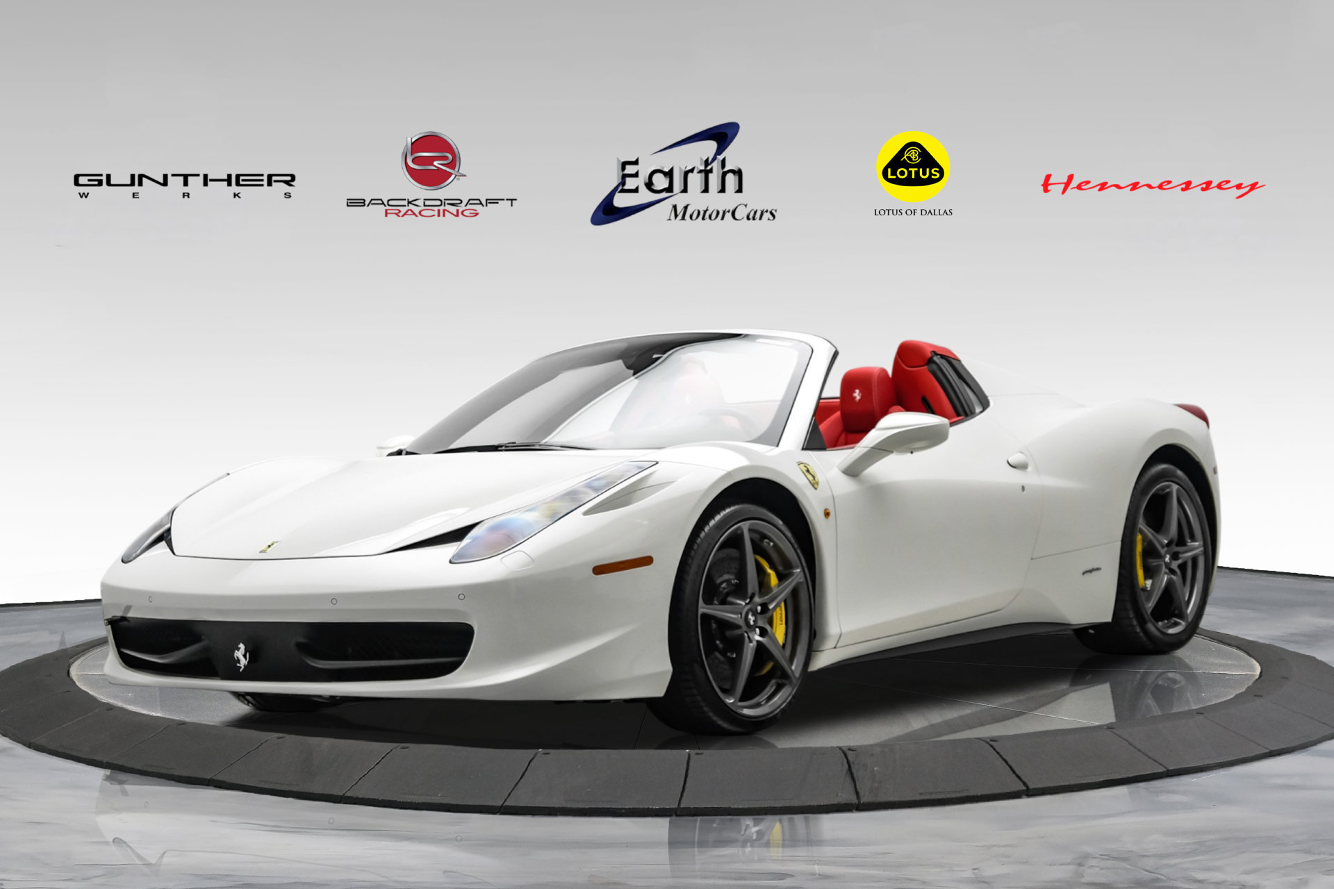 Used 2015 Ferrari 458 Spider RWD image 1