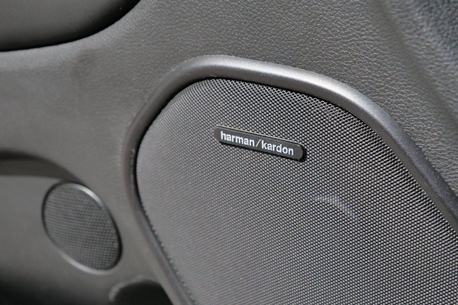 Used 2025 Dodge Durango R/T AWD/4WD image 24
