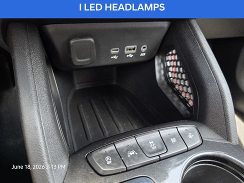 Used 2022 Chevrolet TrailBlazer RS w/ Sun and Liftgate Package FWD image 27