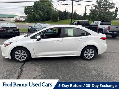 Used 2023 Toyota Corolla LE w/ Carpet Mat Package (TMS) FWD image 19