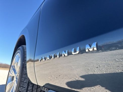 Used 2024 Ford Expedition Max Platinum image 11