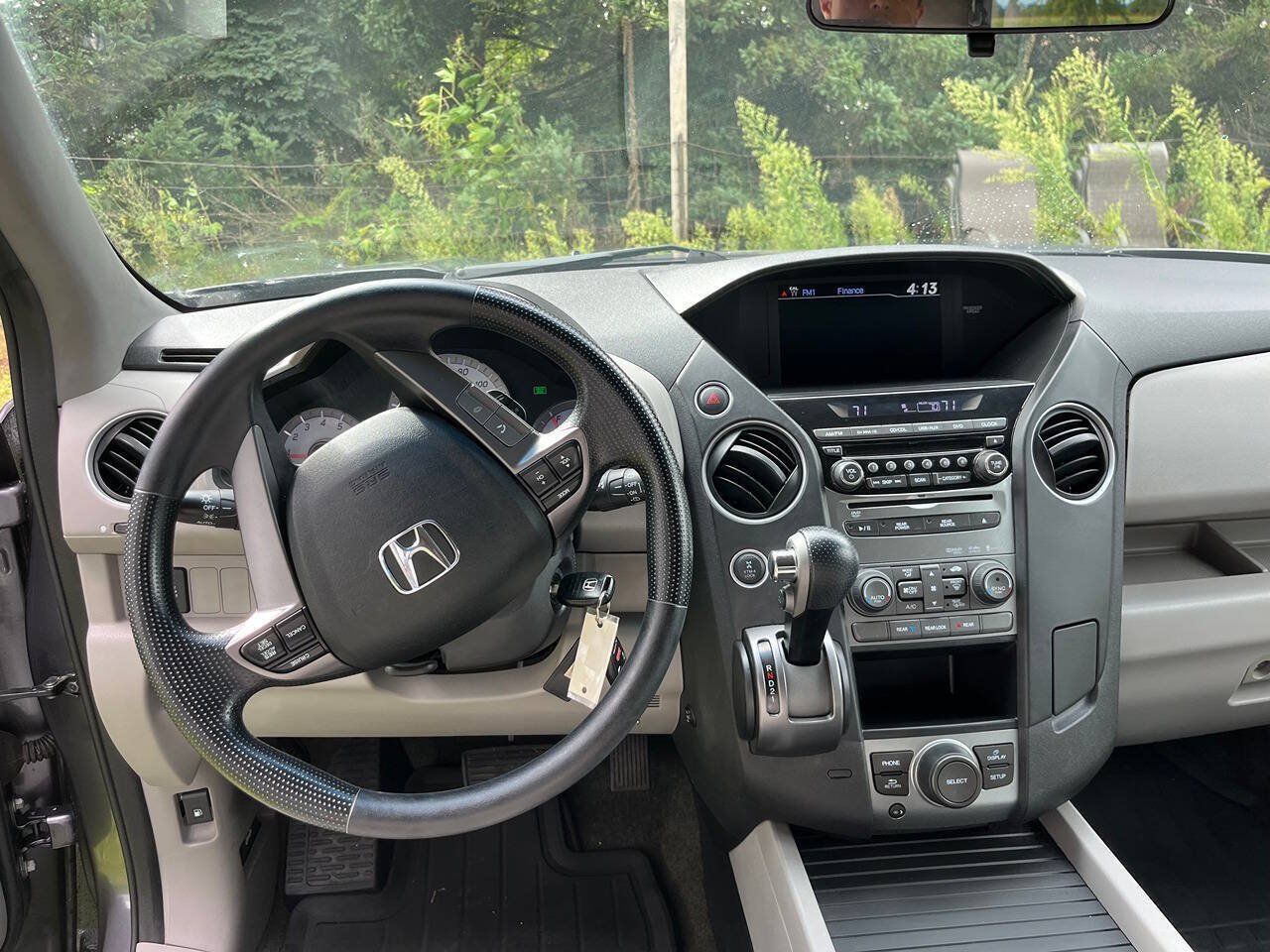 Used 2015 Honda Pilot SE image 9