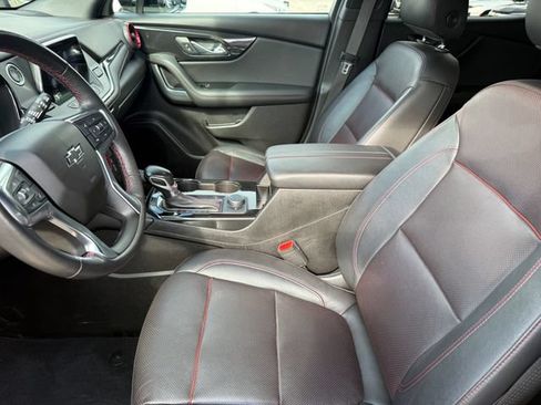 Used 2020 Chevrolet Blazer RS w/ LPO, Floor Liner Package FWD image 11