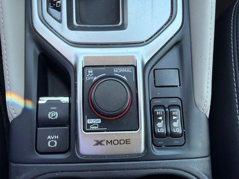 Used 2024 Subaru Forester Premium AWD/4WD image 28