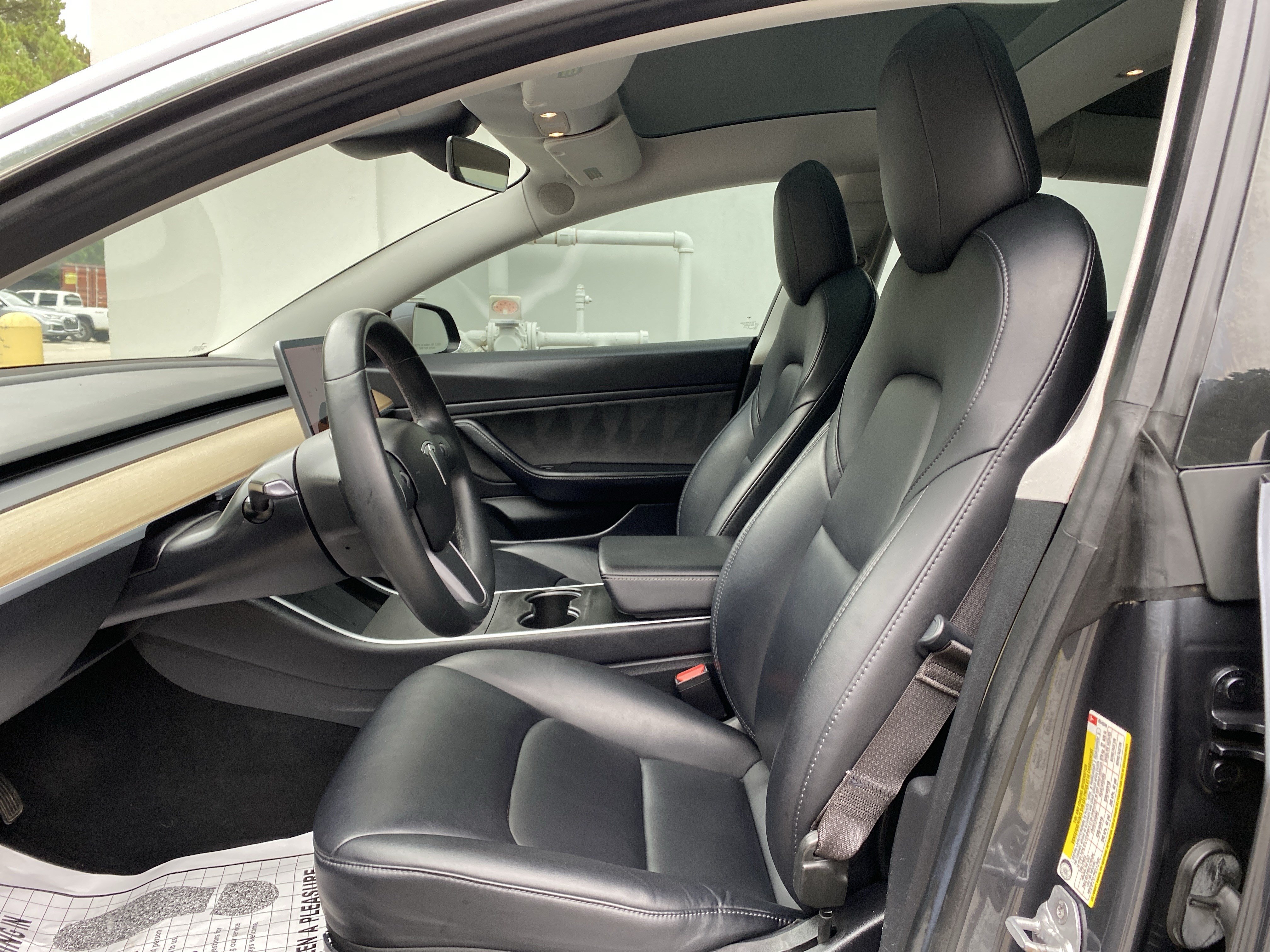 Used 2018 Tesla Model 3 Long Range AWD/4WD image 16