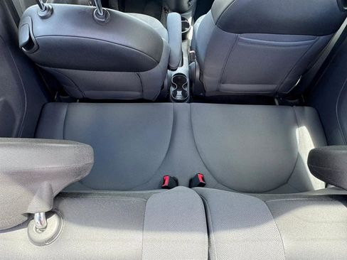 Used 2013 FIAT 500 Pop FWD image 31