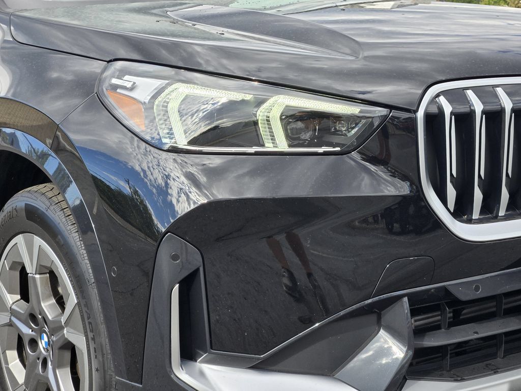 Certified 2024 BMW X1 xDrive28i w/ Technology Package AWD/4WD image 9