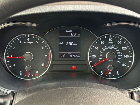 Used 2018 Kia Forte LX FWD image 22