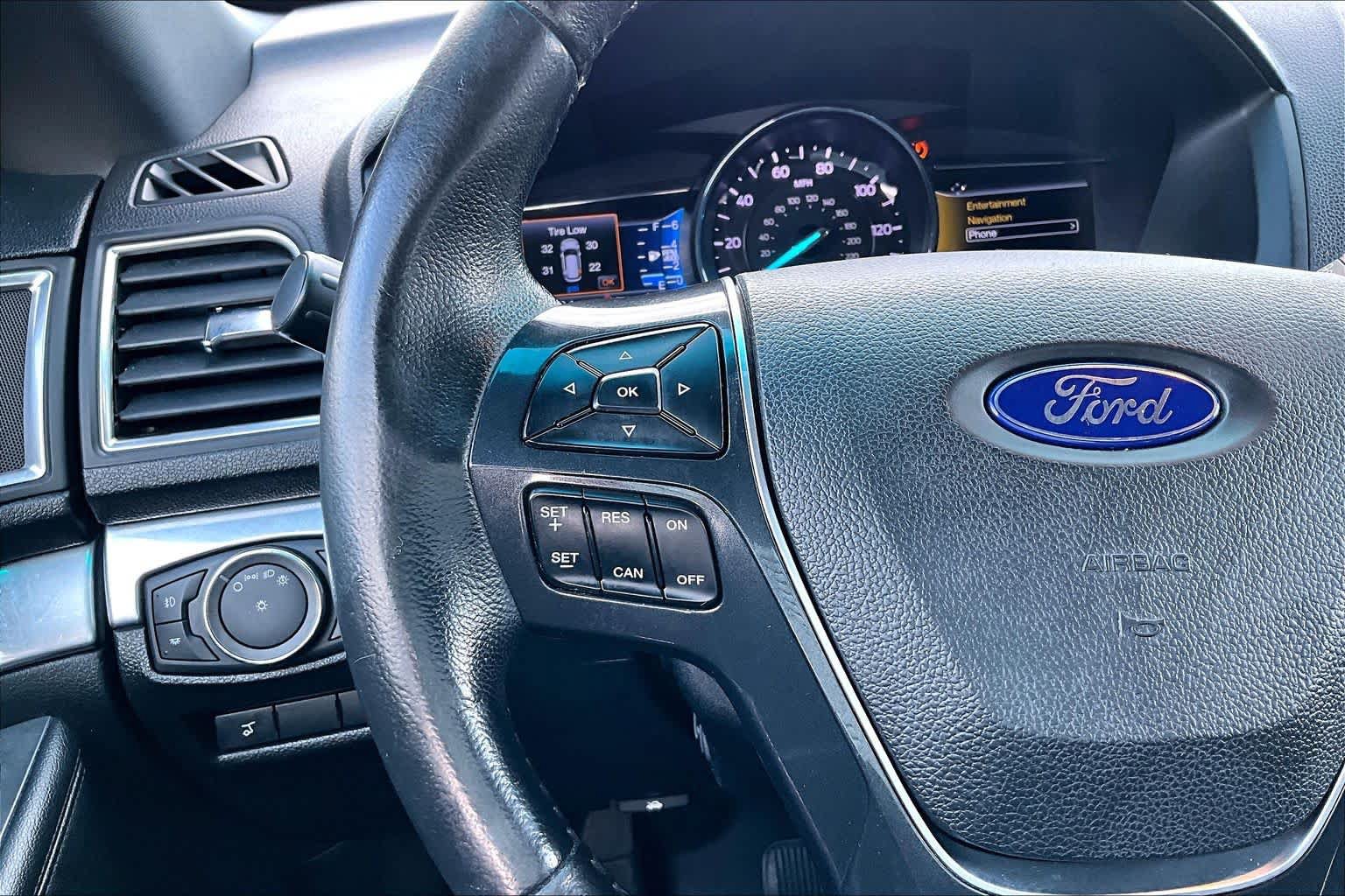 Used 2016 Ford Explorer Limited AWD/4WD image 24