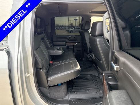 Used 2022 GMC Sierra 2500 Denali w/ Denali Ultimate Package image 11