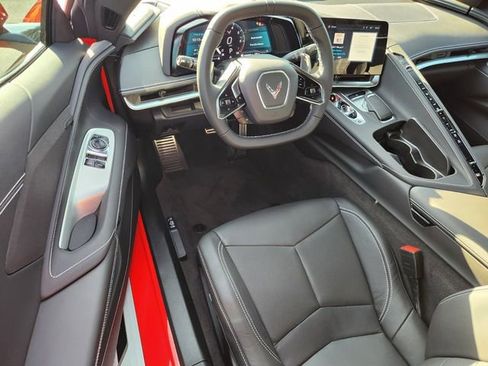 Used 2024 Chevrolet Corvette Stingray Coupe w/ Z51 Performance Package image 11