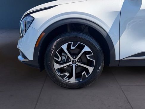 Certified 2023 Kia Sportage EX AWD/4WD image 15