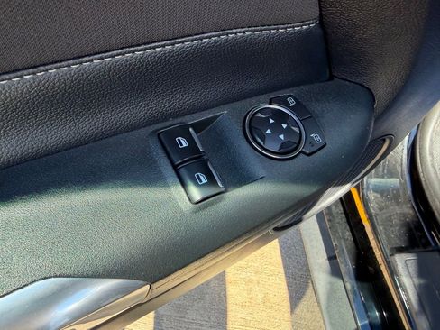 Used 2019 Ford Mustang GT image 19