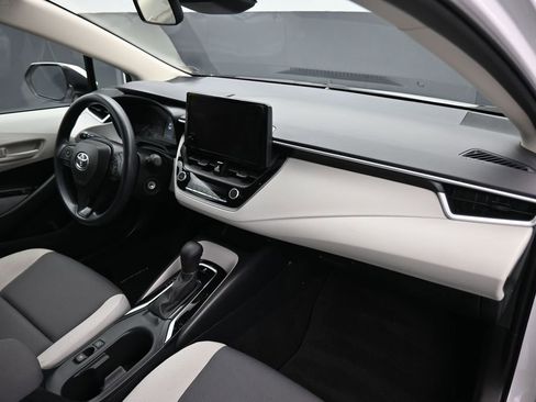 Used 2023 Toyota Corolla LE w/ Carpet Mat Package (TMS) FWD image 44