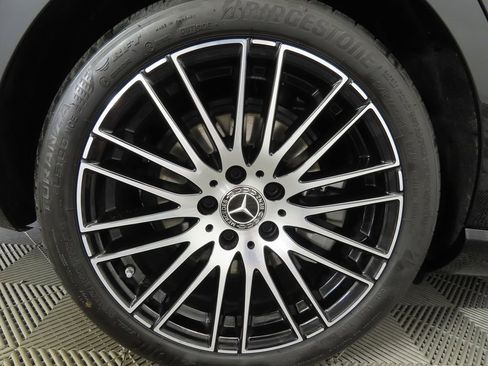 Certified 2024 Mercedes-Benz C 300 Sedan image 32