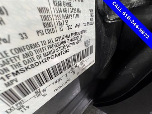 Used 2023 Ford Explorer XLT w/ Equipment Group 202A image 25