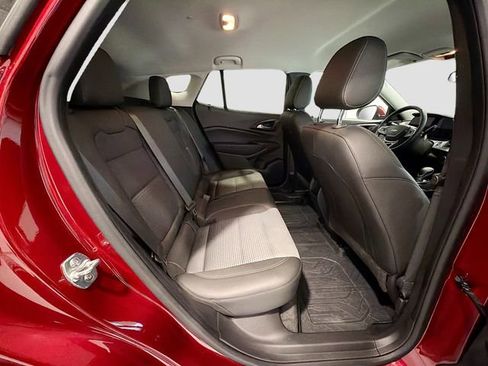 Used 2024 Chevrolet Trax LT w/ Driver Confidence Package FWD image 23