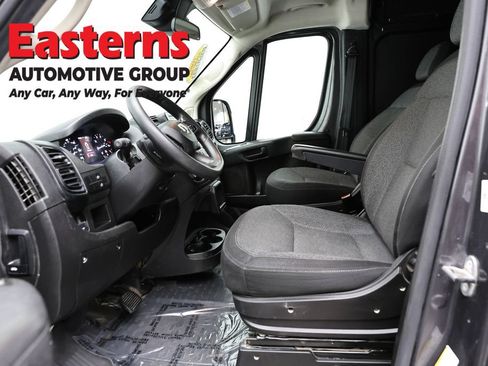 Used 2023 RAM ProMaster 2500 FWD image 13