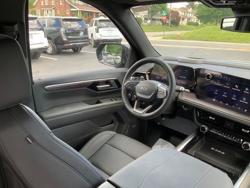 New 2026 Chevrolet Tahoe Z71 w/ Comfort Package AWD/4WD image 15