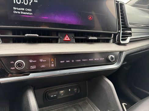 Used 2023 Kia Sportage X-Line w/ X-Line Premium Package image 8