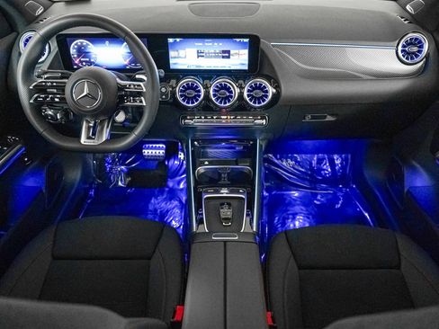 New 2026 Mercedes-Benz GLA 35 AMG 4MATIC image 12