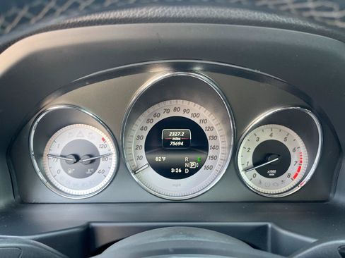 Used 2015 Mercedes-Benz GLK 350 4MATIC image 30