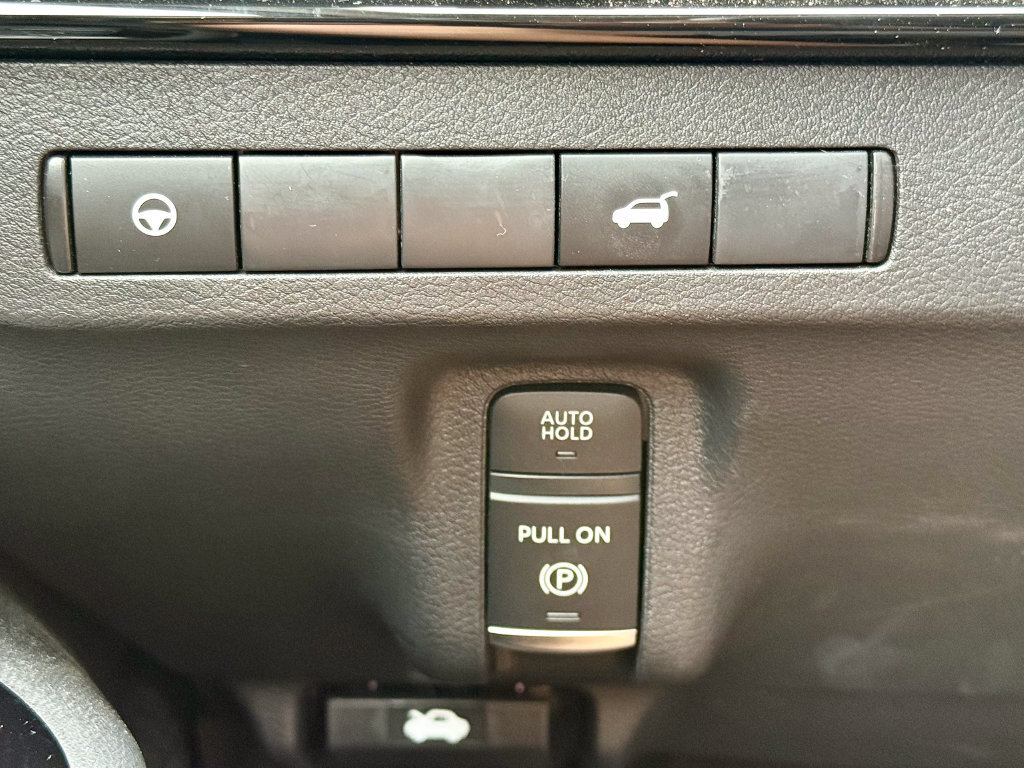 Used 2025 Nissan Murano SV AWD/4WD image 23