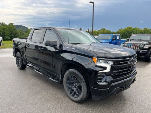 Used 2024 Chevrolet Silverado 1500 RST w/ Protection Package RWD image 2
