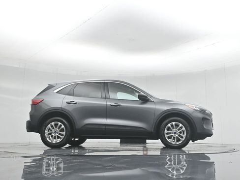 Certified 2022 Ford Escape SE w/ Convenience Package image 53