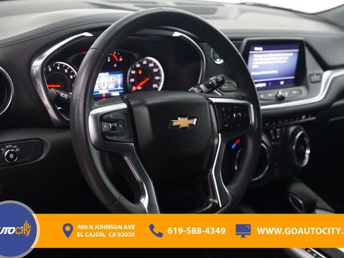 Used 2021 Chevrolet Blazer LT FWD image 19