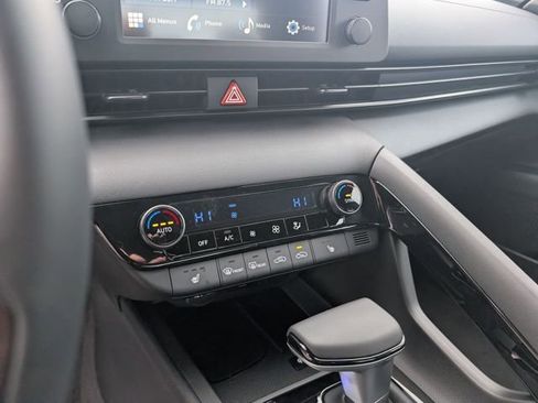 New 2026 Hyundai Elantra SEL Sport image 22