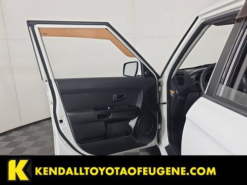 Used 2012 Kia Soul FWD image 18