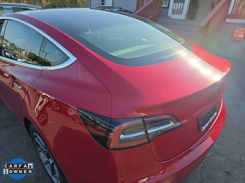 Used 2019 Tesla Model 3 Standard Range Plus image 90