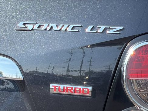 Used 2015 Chevrolet Sonic LTZ w/ Advanced Safety Package FWD image 26
