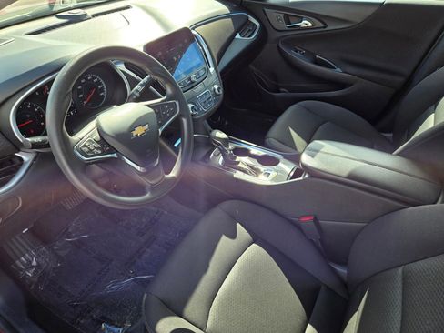 Used 2024 Chevrolet Malibu LT image 14