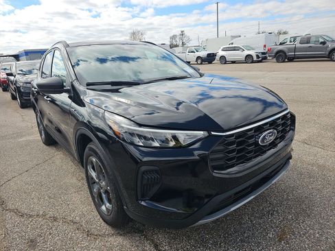 Used 2026 Ford Escape ST-Line image 4