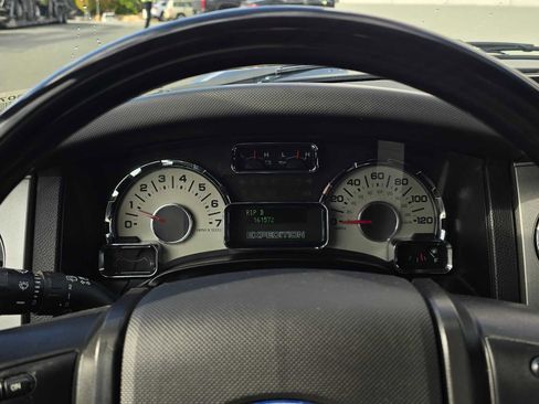 Used 2013 Ford Expedition Limited image 24
