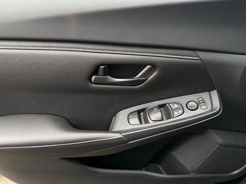 New 2025 Nissan Sentra S image 17