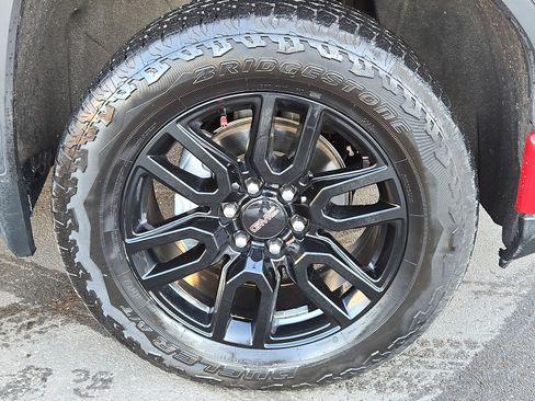 Used 2022 GMC Sierra 1500 Elevation w/ Preferred Package image 8