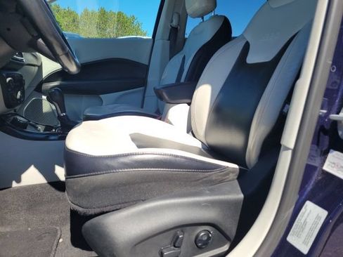 Used 2017 Jeep Compass Limited AWD/4WD image 31