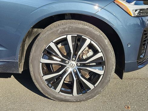 Certified 2023 Volvo XC60 T8 Plus w/ Climate Package image 8