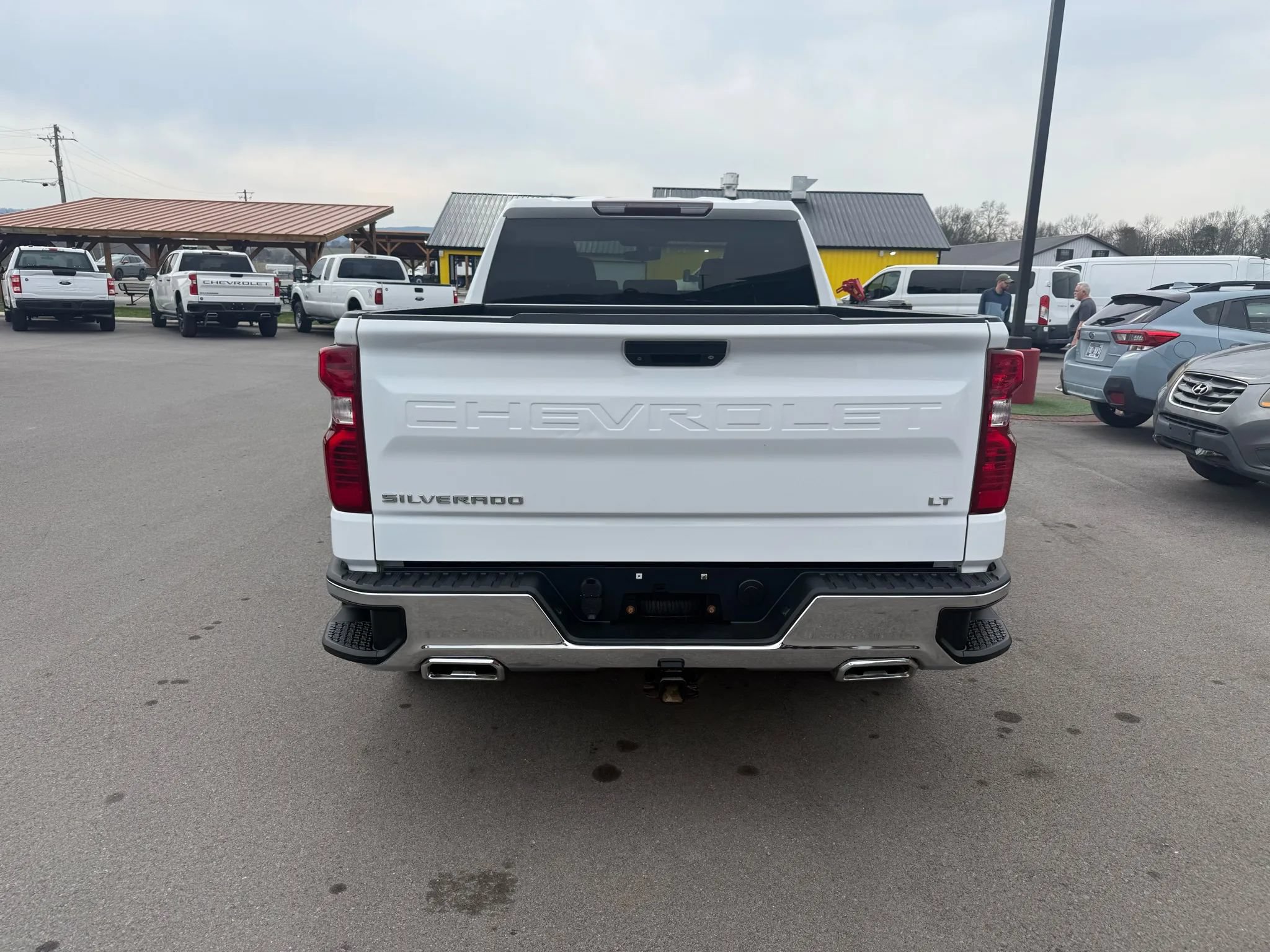Used 2019 Chevrolet Silverado 1500 LT w/ Z71 Off-Road Package AWD/4WD image 5