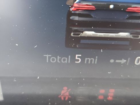 New 2026 BMW X5 sDrive40i image 34