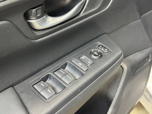 Used 2023 Honda CR-V Sport image 9